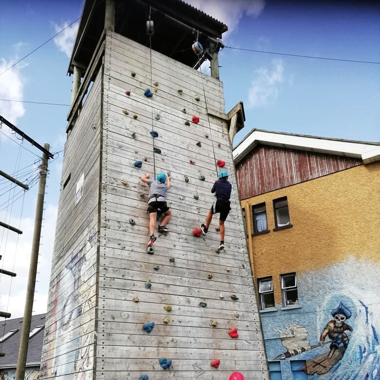 Ireland Kids Summer Surf Camp climbing wall nivel hard