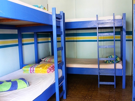 bedbunk bedroom accommodation surf'n'stay rio surf camp summer retreats for adults lessons children teen young adult best nomad kid bali canggu beginners uluwatu france moliets portugal algarve lisbon 2