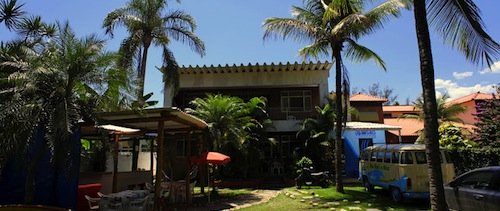 Surf house recreio rio surf'n'stay rio surf camp summer retreats for adults lessons children teen young adult best nomad kid bali canggu beginners uluwatu france moliets portugal algarve lisbon