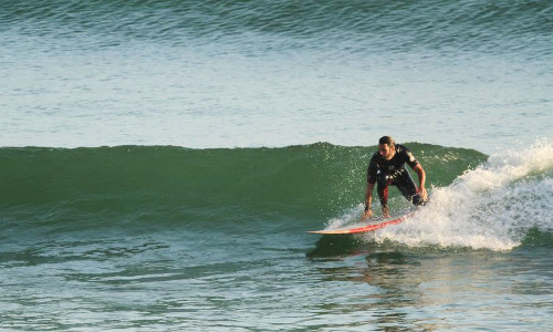 Surfer surfing a wave