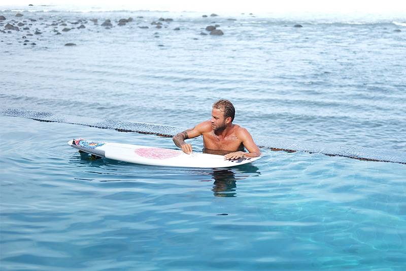 pool-medewi-surfer