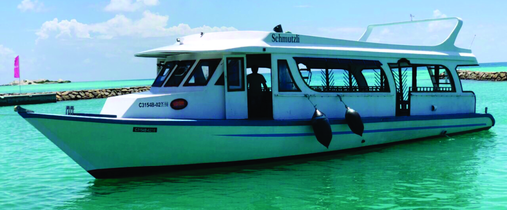 Surf boat charter Maldives