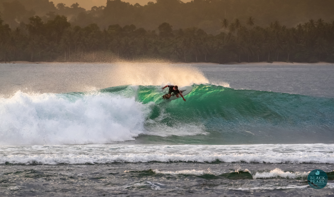 Pitstops Surf Camp Mentawai