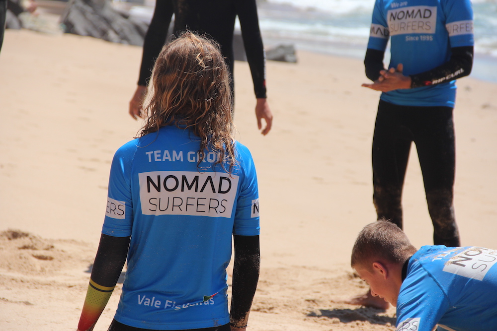 2 student on Nomad Surf Camp - Young Adults 18 - 21 years old, GALICIA retreats for adults surf camp lessons children teen summer young adult best nomad kid bali canggu beginners uluwatu france moliets portugal algarve lisbon