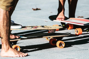 skateboards nomad surf camp - young adults - cantabria retreats for adults surf camp lessons summer young adult best nomad kid bali canggu beginners uluwatu france moliets portugal algarve lisbon