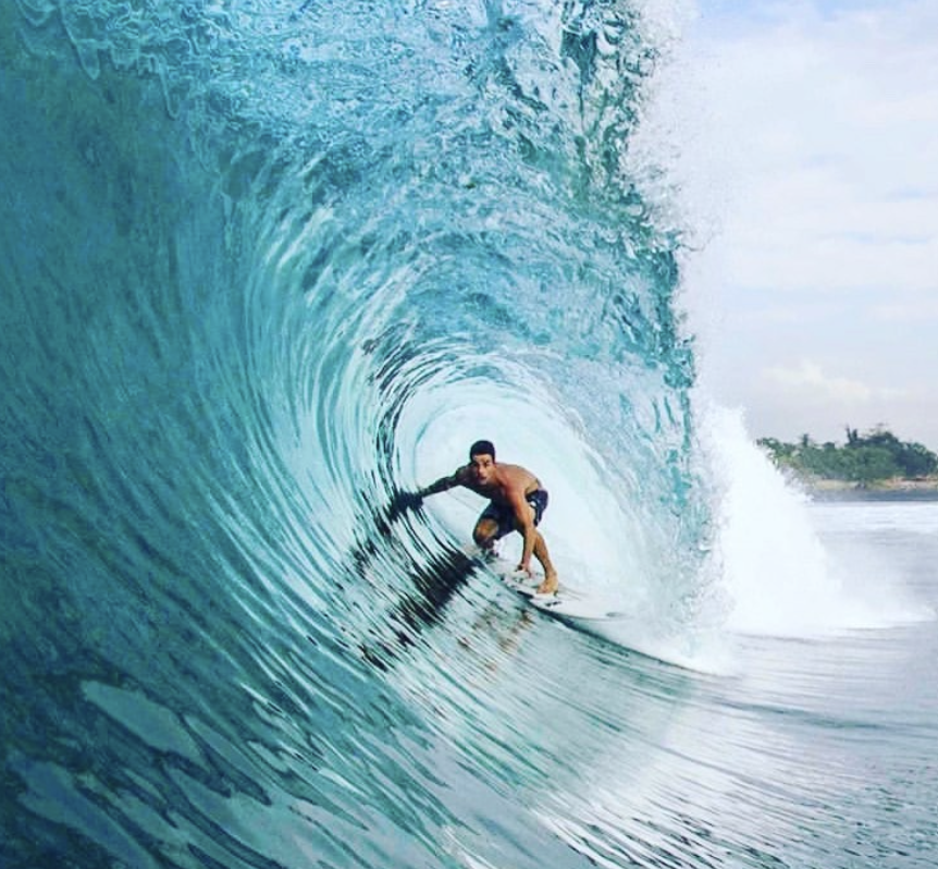 surfing bali digital nomad & surf coaching monthly package retreats for adults surf camp lessons children teen summer young adult best nomad kid canggu beginners uluwatu france moliets portugal algarve lisbon 7