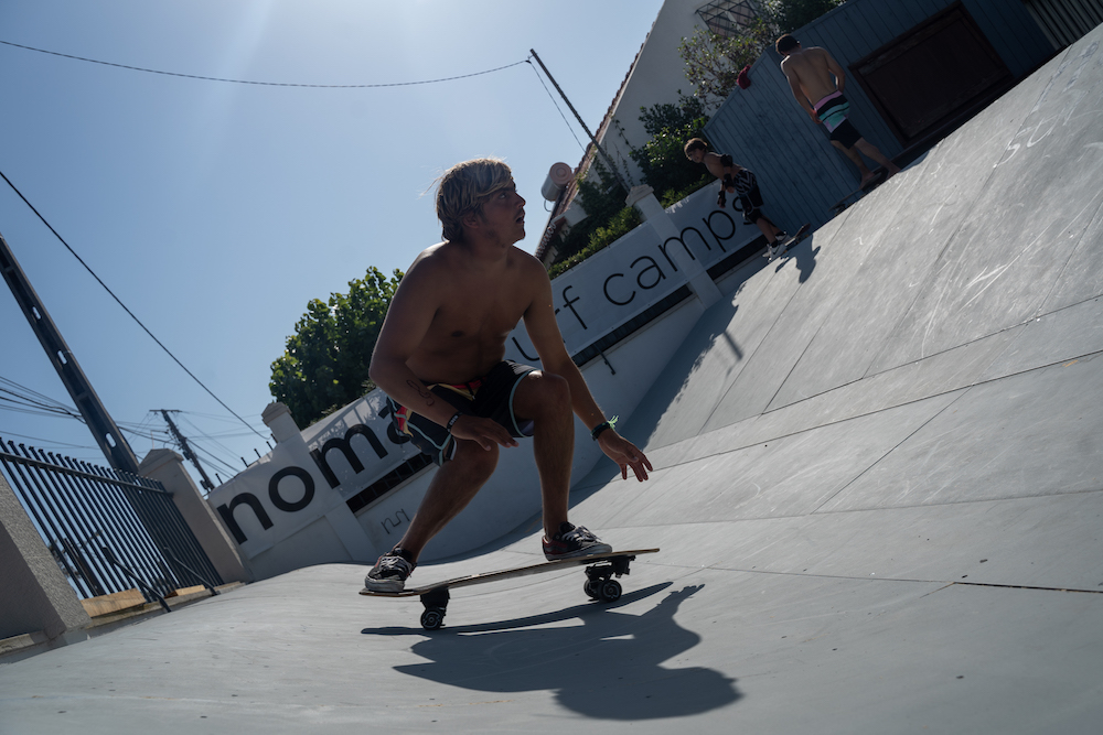 skateboarding nomad surf camp - young adults - lisbon - erasmus - university students retreats for adults surf camp lessons children teen summer young adult best nomad kid bali canggu beginners uluwatu france moliets portugal algarve
